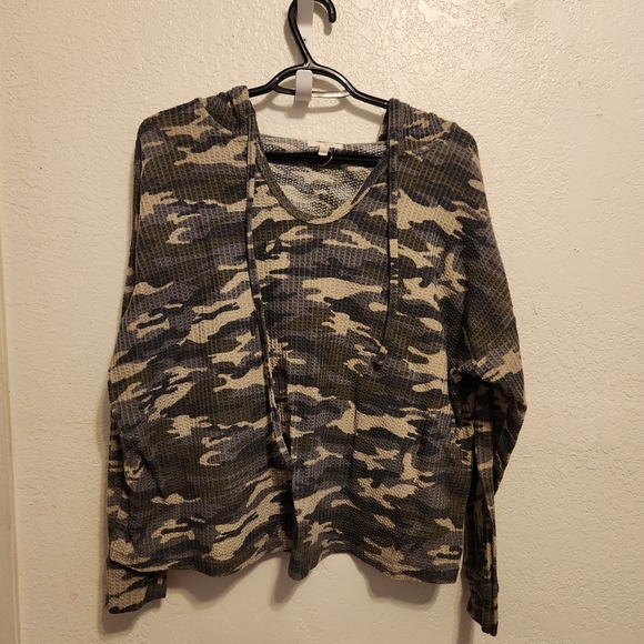 Maurices Tops - Camo Maurice's 1X Top